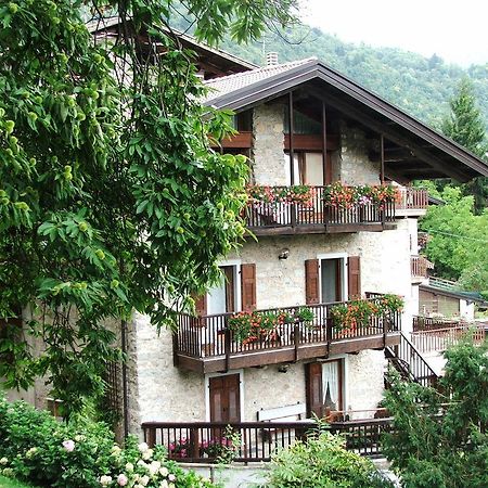 Antica Casa Ortensia Riva del Garda Rom bilde