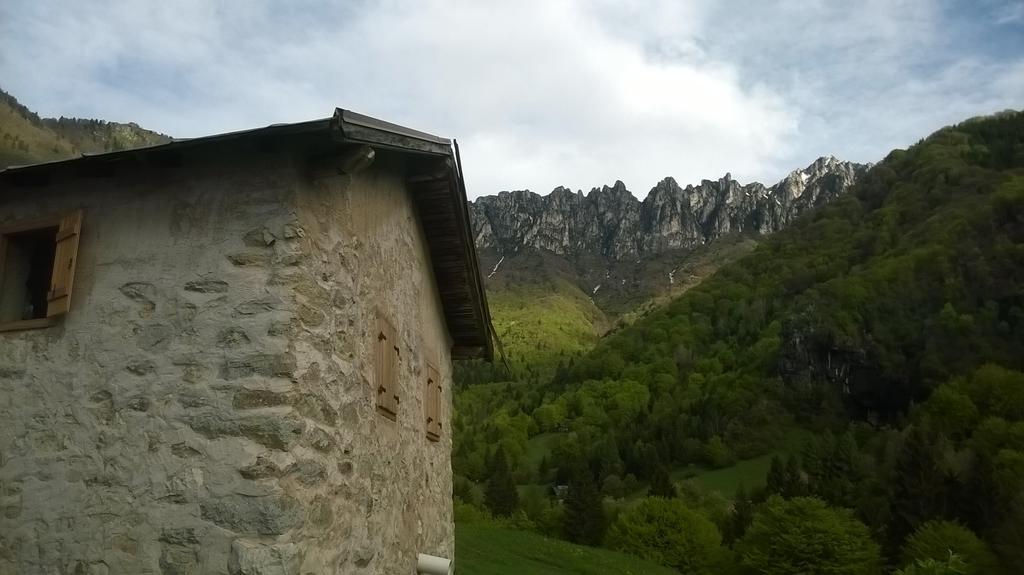 Antica Casa Ortensia Riva del Garda Rom bilde